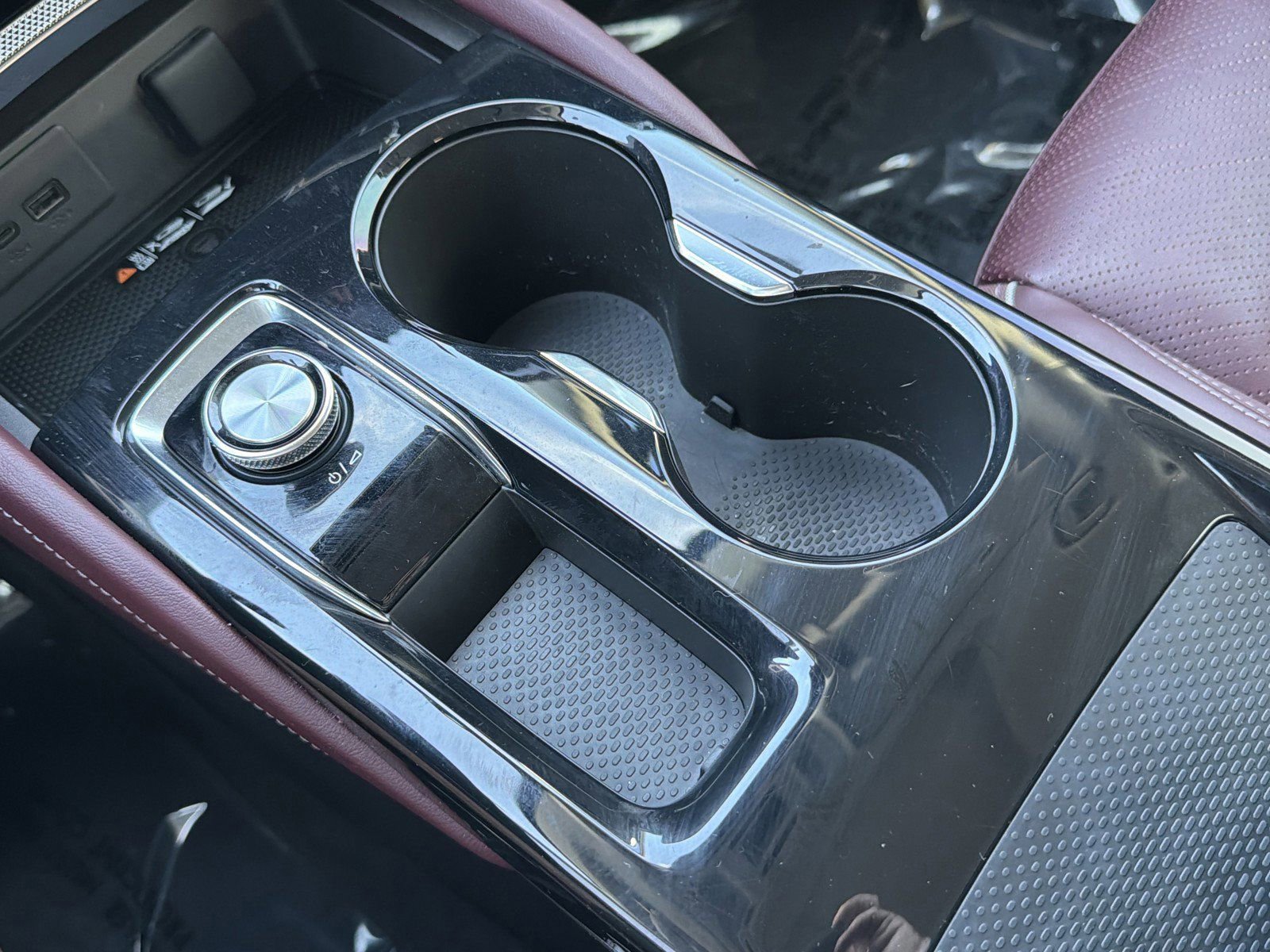 Used 2025 Buick Envision Sport Touring AWD/4WD image 32