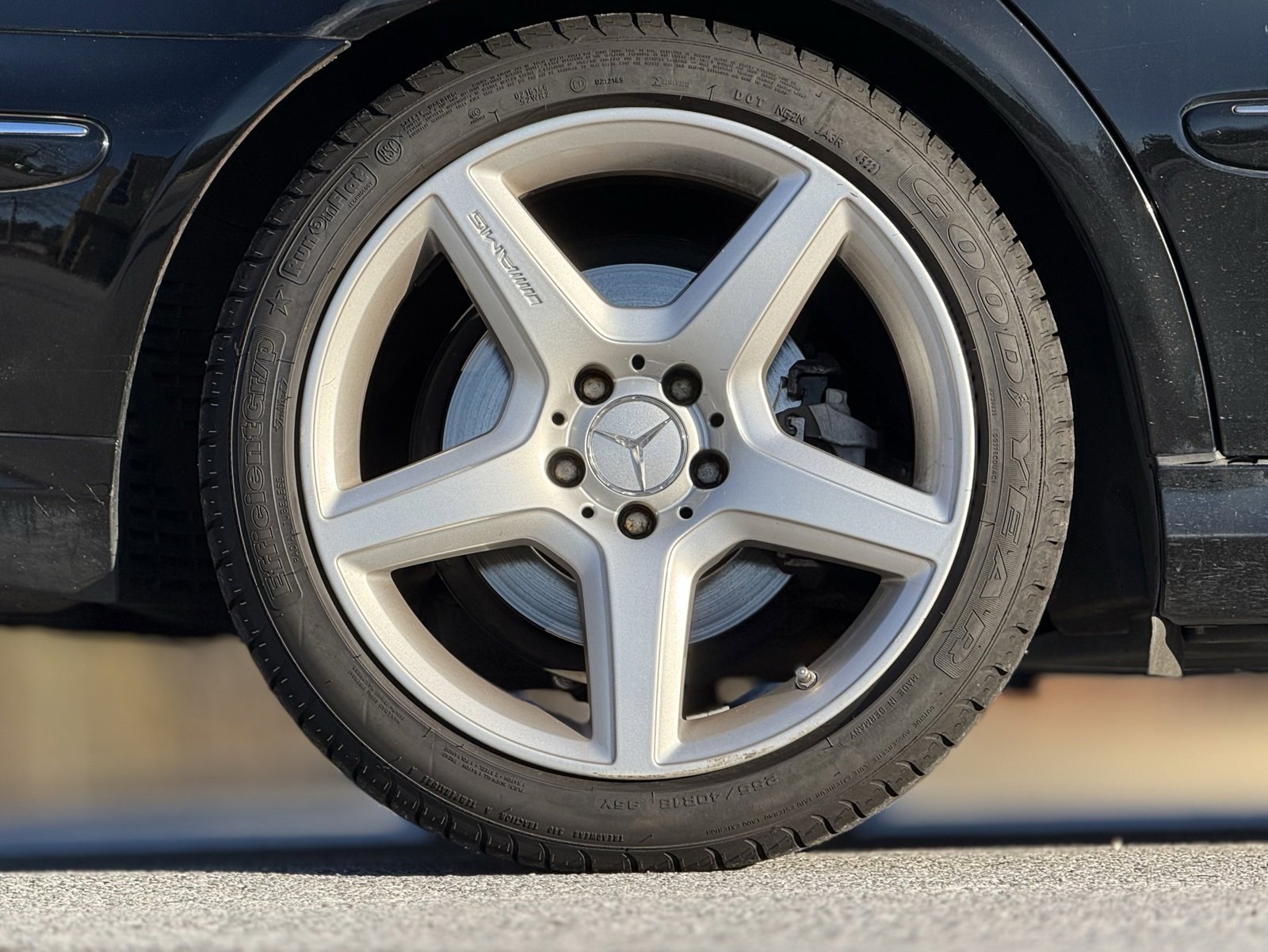 Used 2009 Mercedes-Benz E 350 Sedan image 19