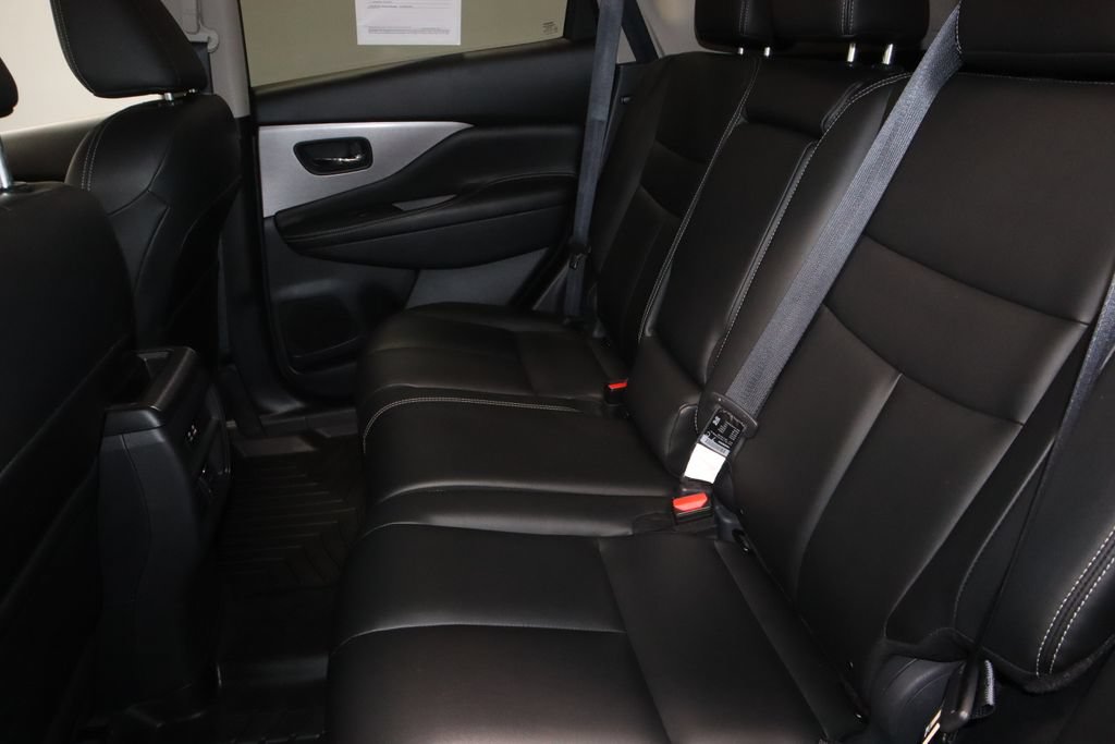 Certified 2024 Nissan Murano SV w/ SV Midnight Edition Package AWD/4WD image 22