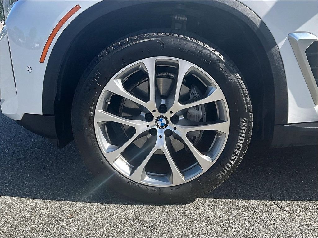 Used 2026 BMW X5 xDrive40i AWD/4WD image 7