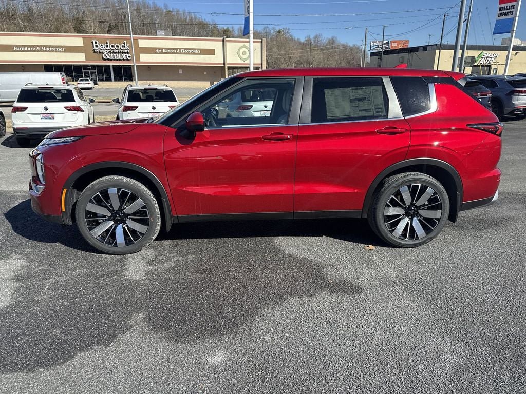 New 2025 Mitsubishi Outlander SE video 3