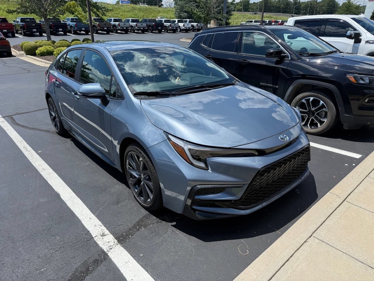 Used 2026 Toyota Corolla XSE FWD video 1