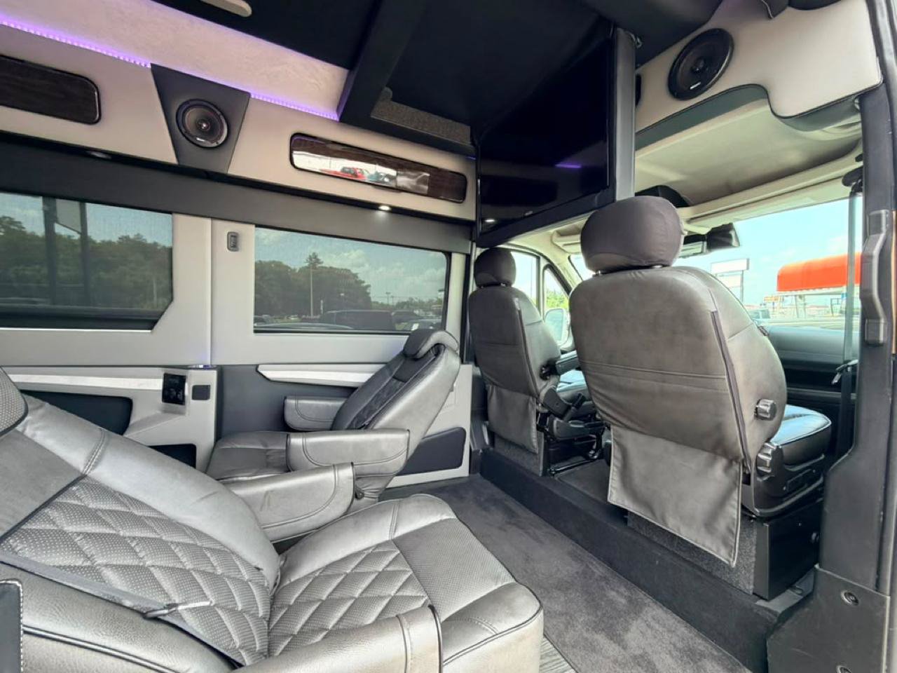 Used 2023 RAM ProMaster 2500 w/ Premium Convenience Group (B) FWD image 50