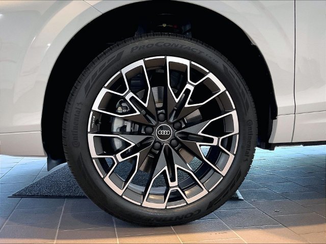 New 2026 Audi Q3 quattro 2.0T AWD/4WD image 16