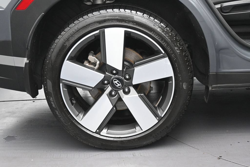 Used 2024 Hyundai Santa Fe Limited AWD/4WD image 40