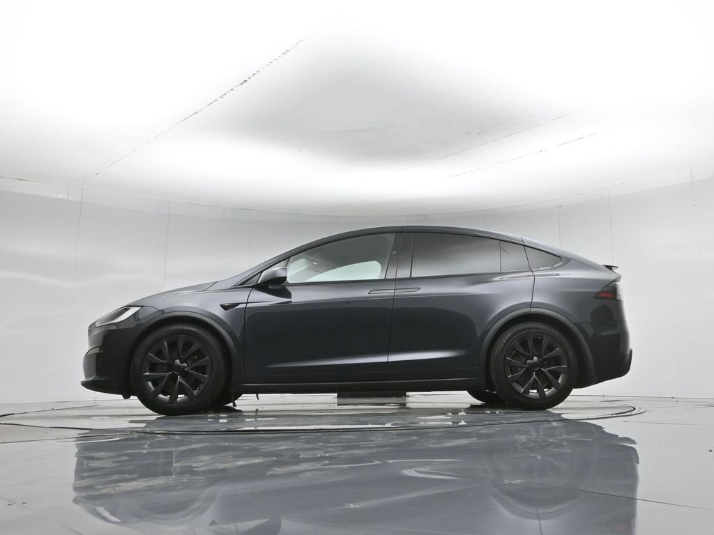 Used 2024 Tesla Model X image 6