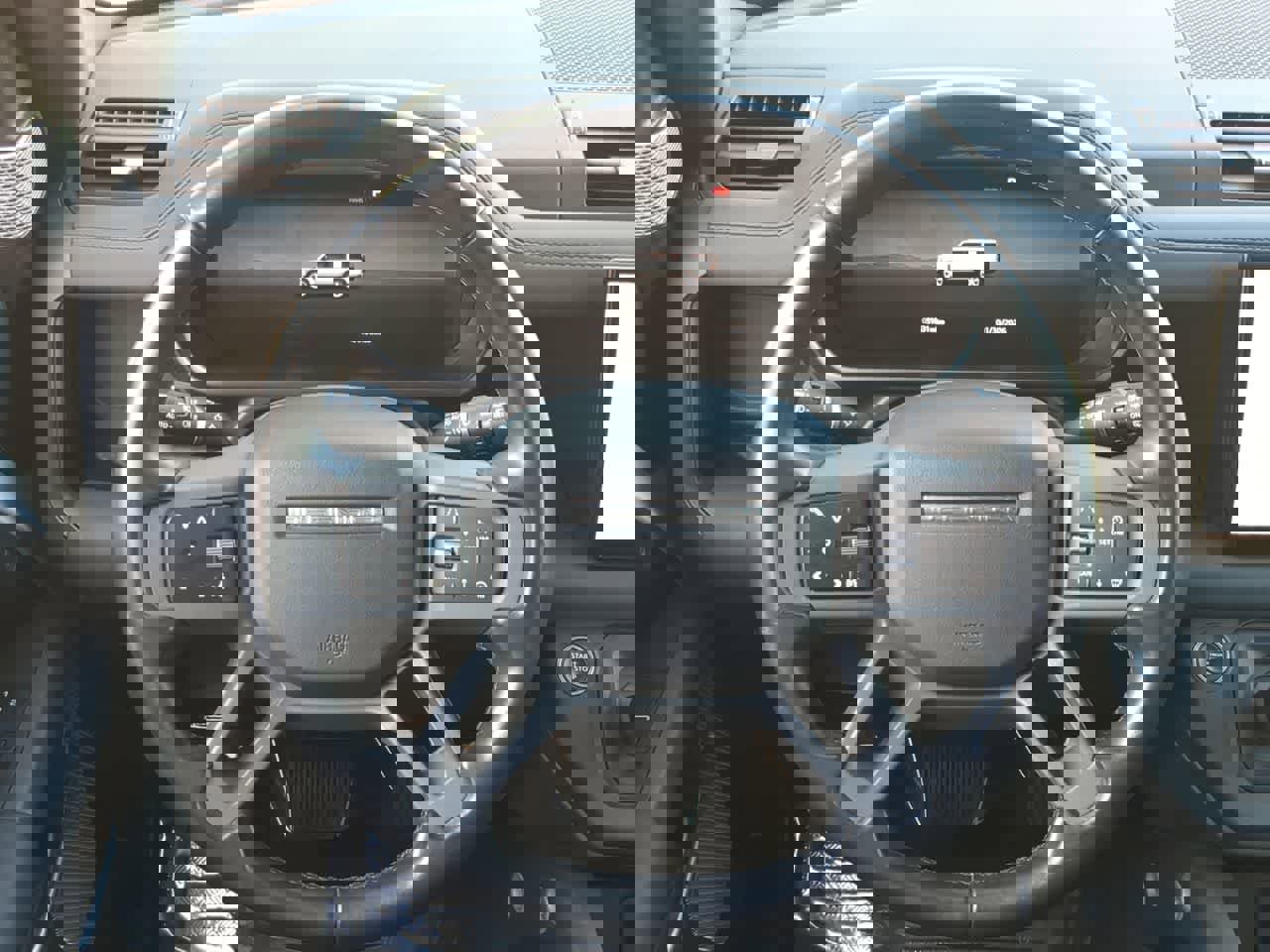 Used 2024 Land Rover Defender 130 X-Dynamic SE image 24