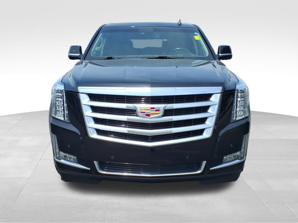Used 2015 Cadillac Escalade Premium AWD/4WD image 2