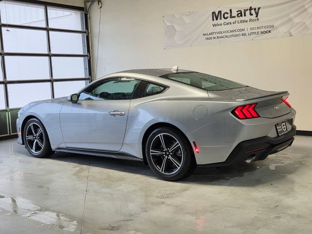 Used 2024 Ford Mustang Premium RWD image 3