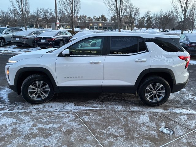 Used 2025 Chevrolet Equinox LT image 3