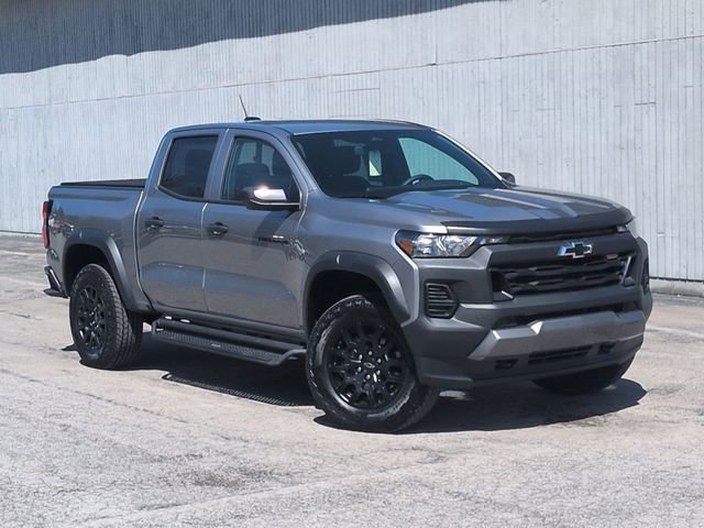 Used 2025 Chevrolet Colorado Trail Boss AWD/4WD image 11