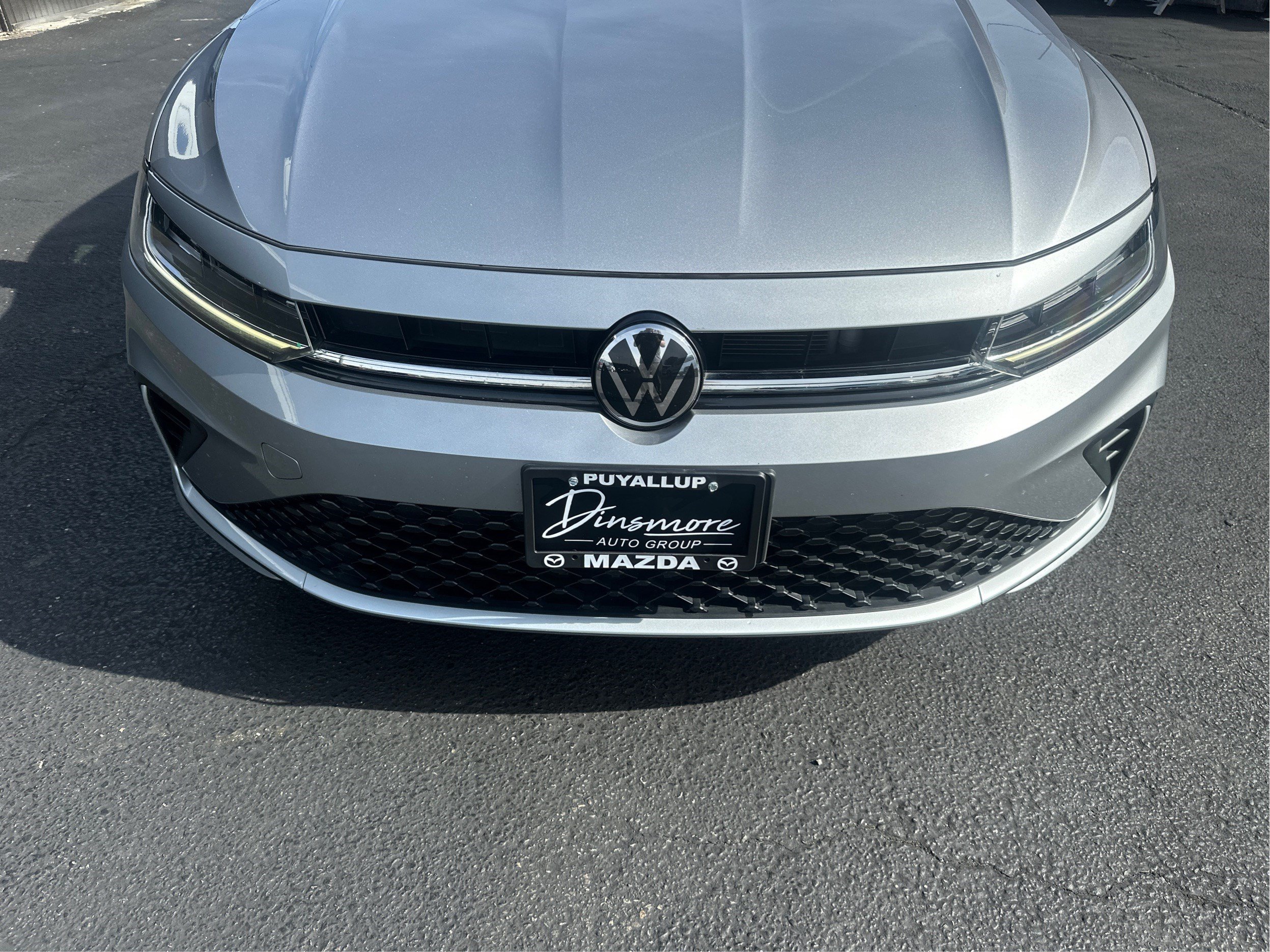 Used 2025 Volkswagen Jetta SE FWD image 24