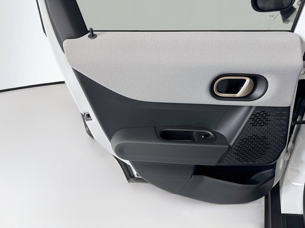 Certified 2026 MINI Cooper 4-Door Hardtop FWD image 28