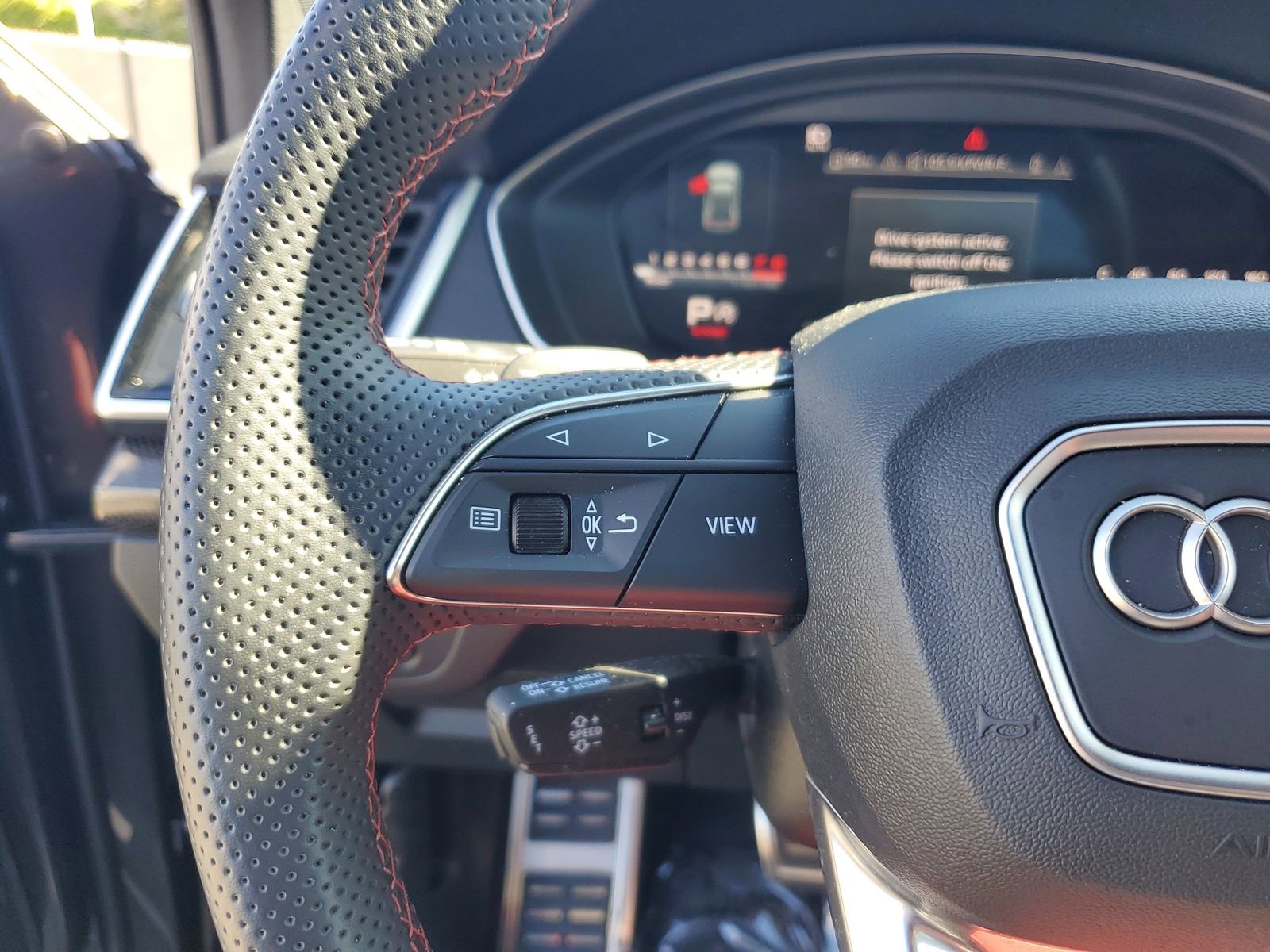 Used 2025 Audi SQ5 Premium Plus w/ Premium Plus Package image 23