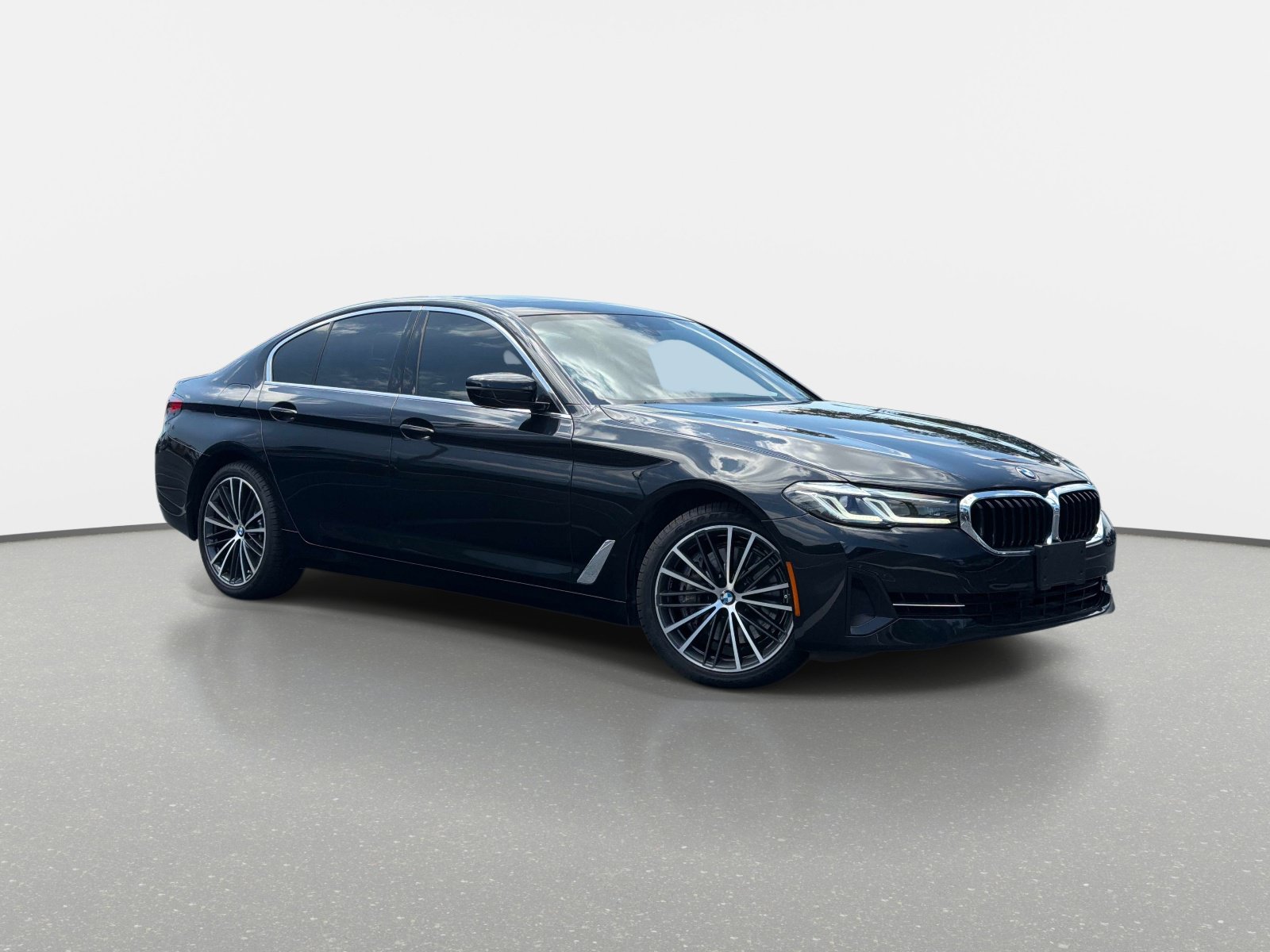 Used 2023 BMW 540i xDrive w/ Premium Package AWD/4WD image 2