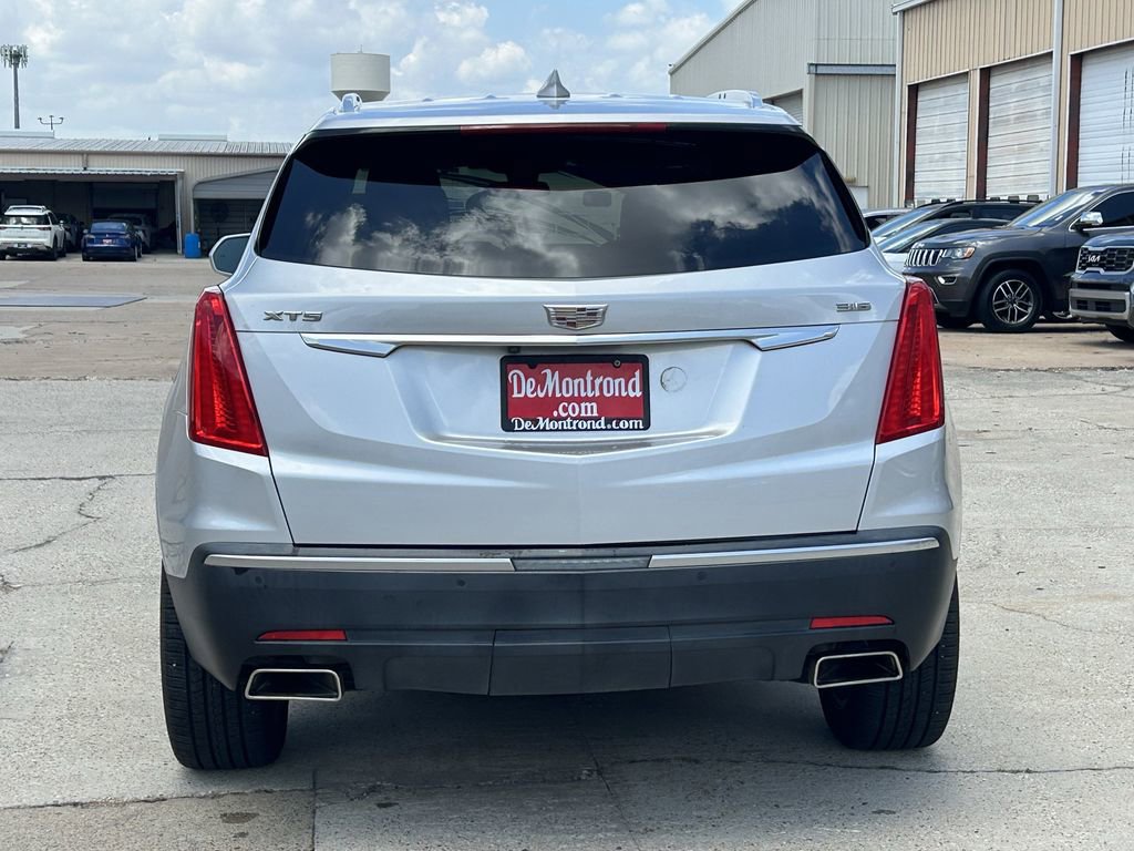 Used 2018 Cadillac XT5 Premium Luxury FWD image 6