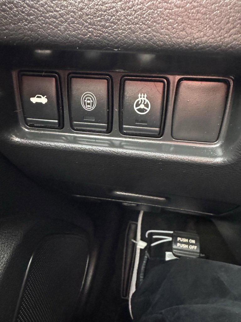 Used 2021 Nissan Maxima SR w/ Sport Mat Group image 28