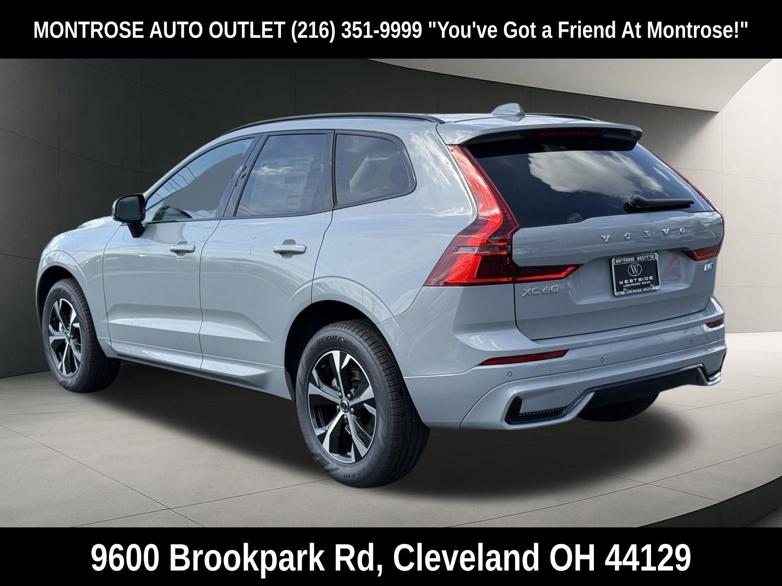 New 2026 Volvo XC60 B5 Core w/ Climate Package AWD/4WD image 3