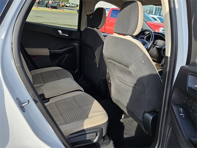 Used 2020 Ford Escape SE image 13