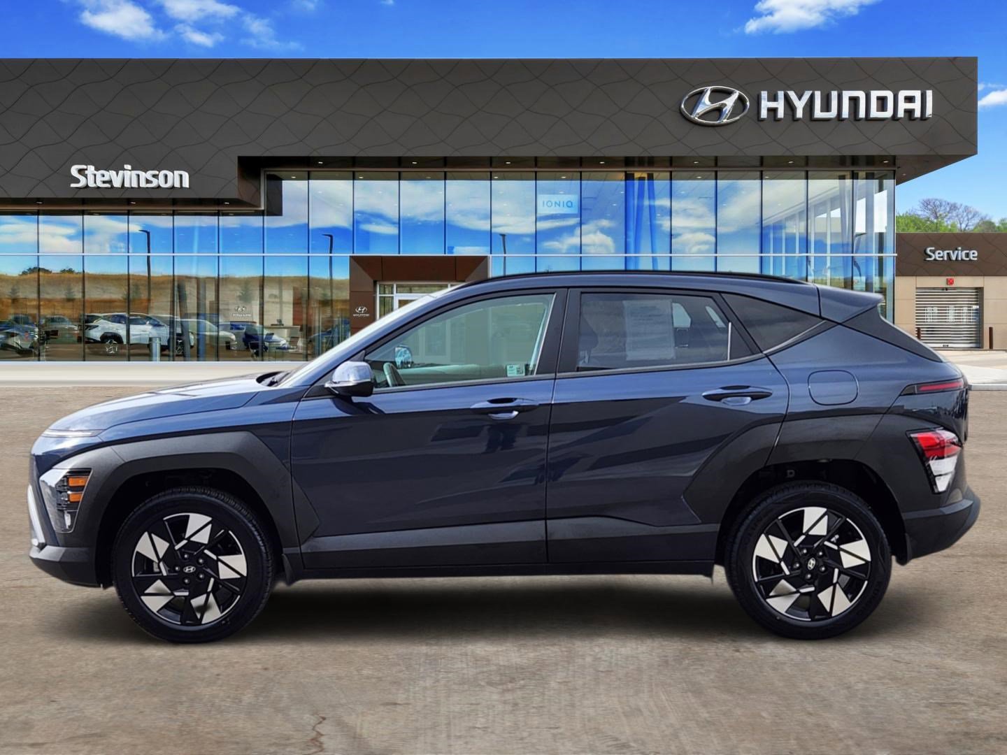 Certified 2025 Hyundai Kona SEL image 2