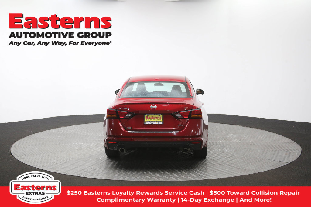Used 2023 Nissan Altima 2.5 SR w/ SR Premium Package AWD/4WD image 39