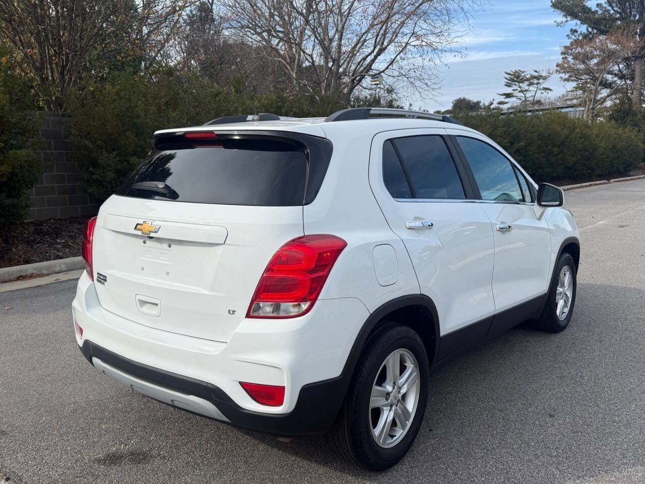 Used 2019 Chevrolet Trax LT w/ LT Convenience Package image 7