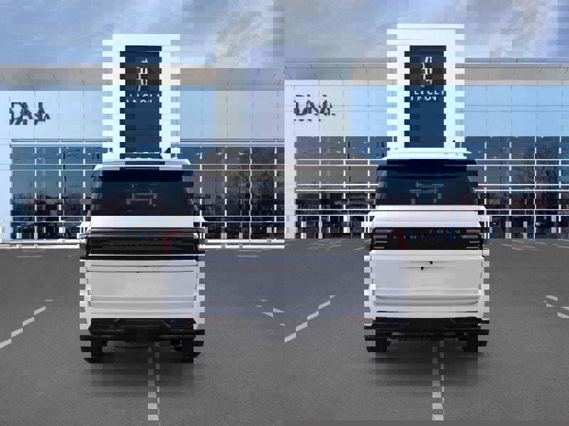 New 2025 Lincoln Navigator Black Label image 5