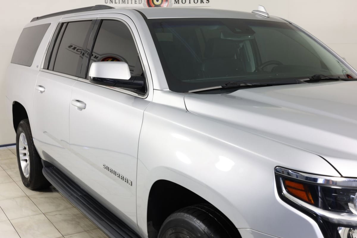 Used 2019 Chevrolet Suburban LT AWD/4WD image 38