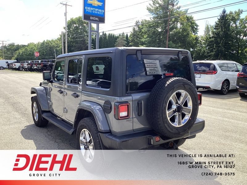 Used 2022 Jeep Wrangler Unlimited Sahara w/ Cold Weather Group AWD/4WD image 5