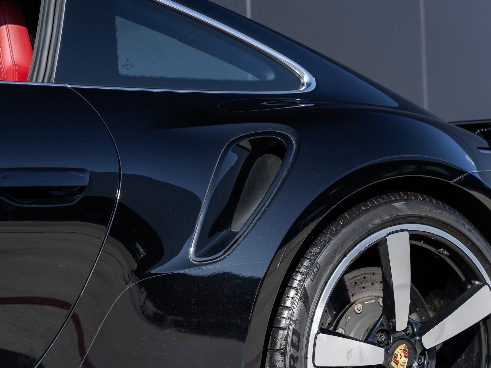 Used 2025 Porsche 911 Turbo S image 15