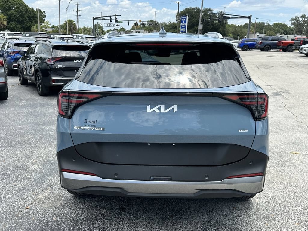 Certified 2026 Kia Sportage EX AWD/4WD image 6