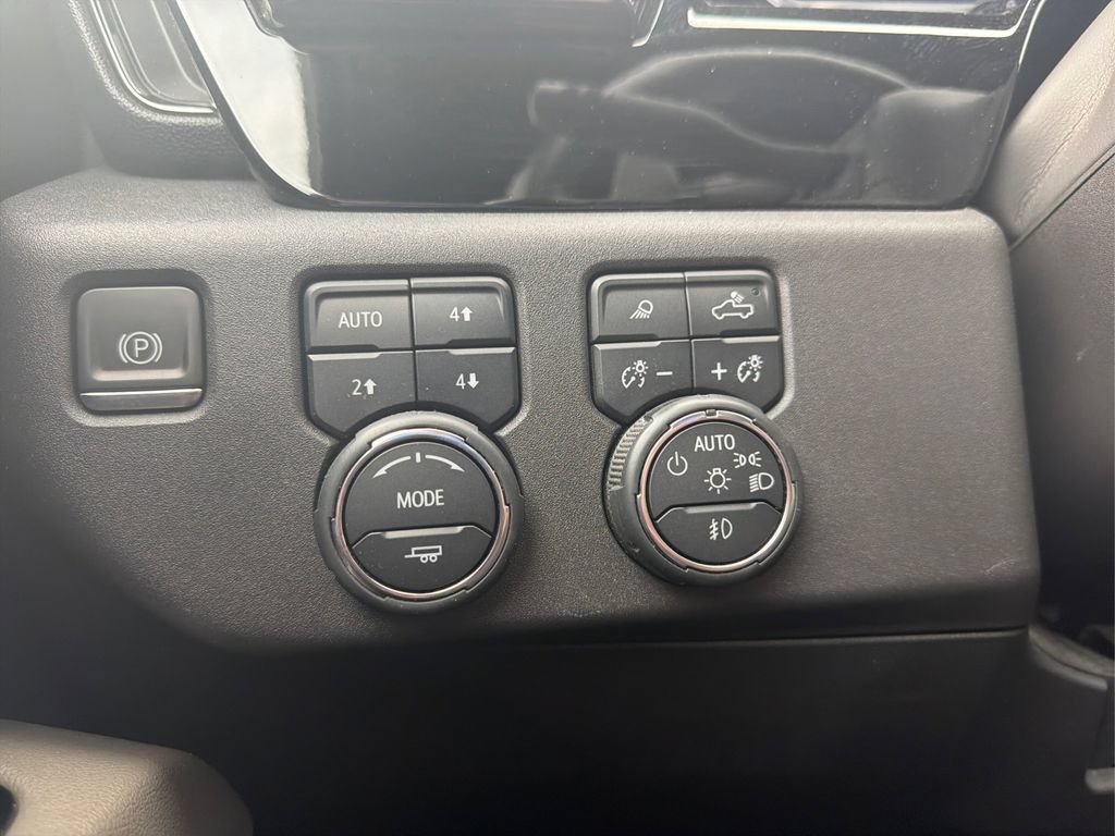 Used 2024 Chevrolet Silverado 1500 ZR2 AWD/4WD image 15