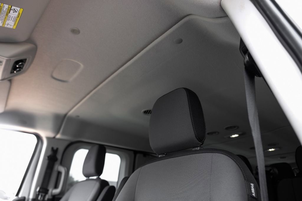 Used 2021 Ford Transit 350 XLT image 31