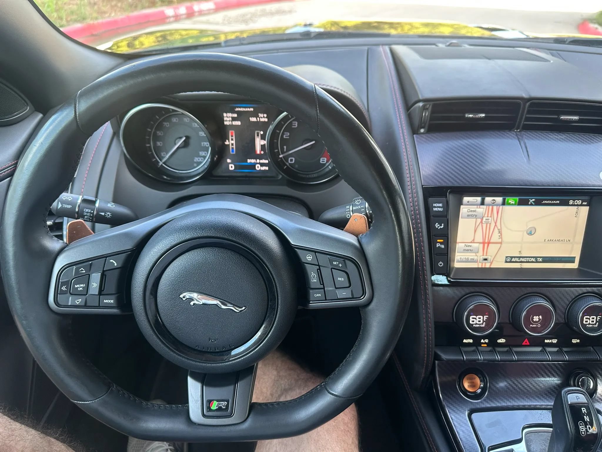 Used 2015 Jaguar F-TYPE R RWD image 36