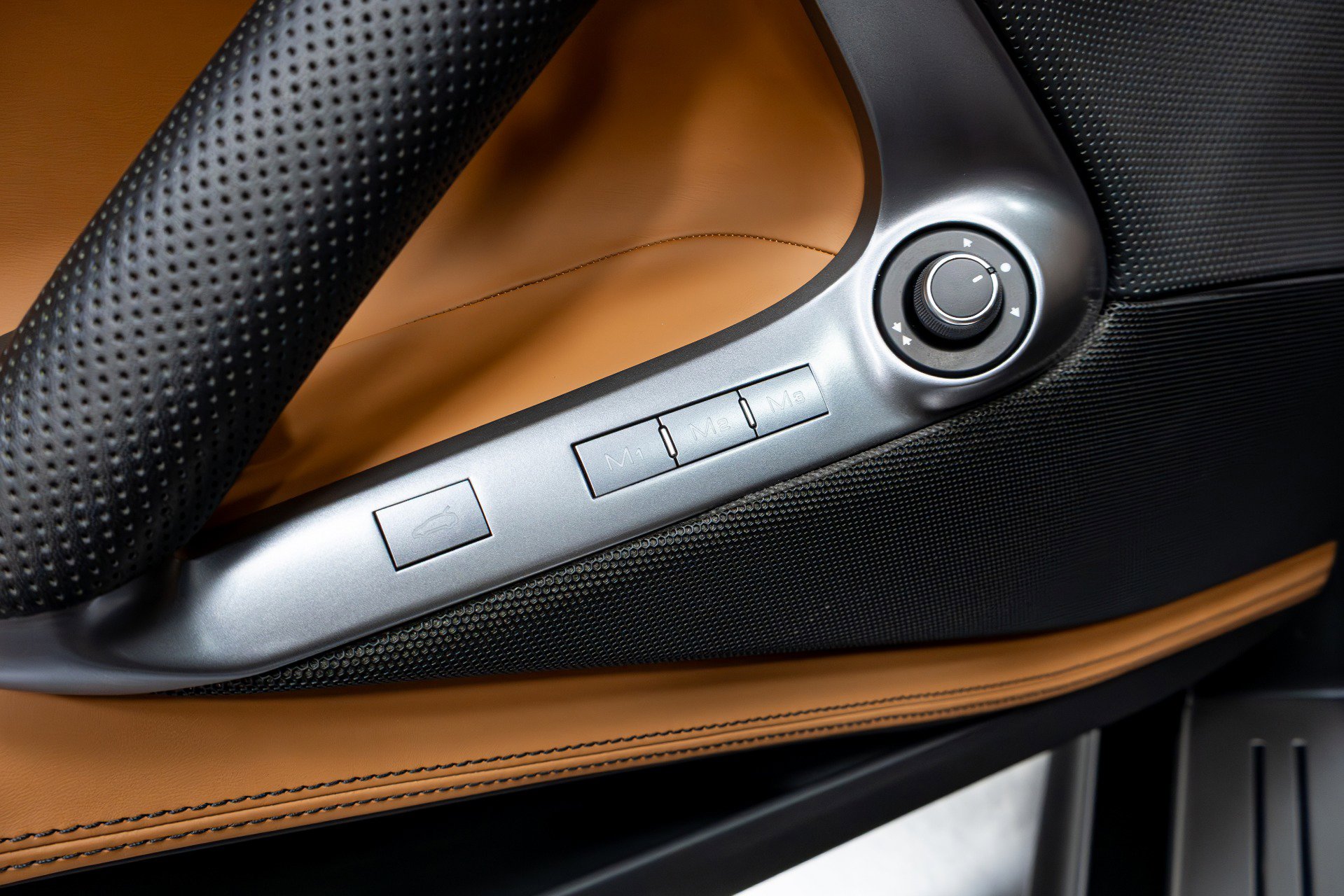Used 2020 Ferrari 812 Superfast RWD image 56