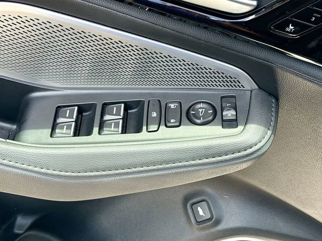 Used 2024 Acura MDX FWD image 17