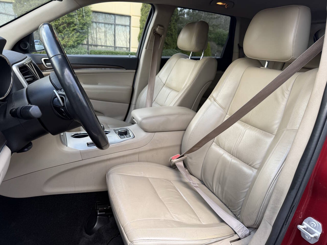 Used 2015 Jeep Grand Cherokee Limited AWD/4WD image 11