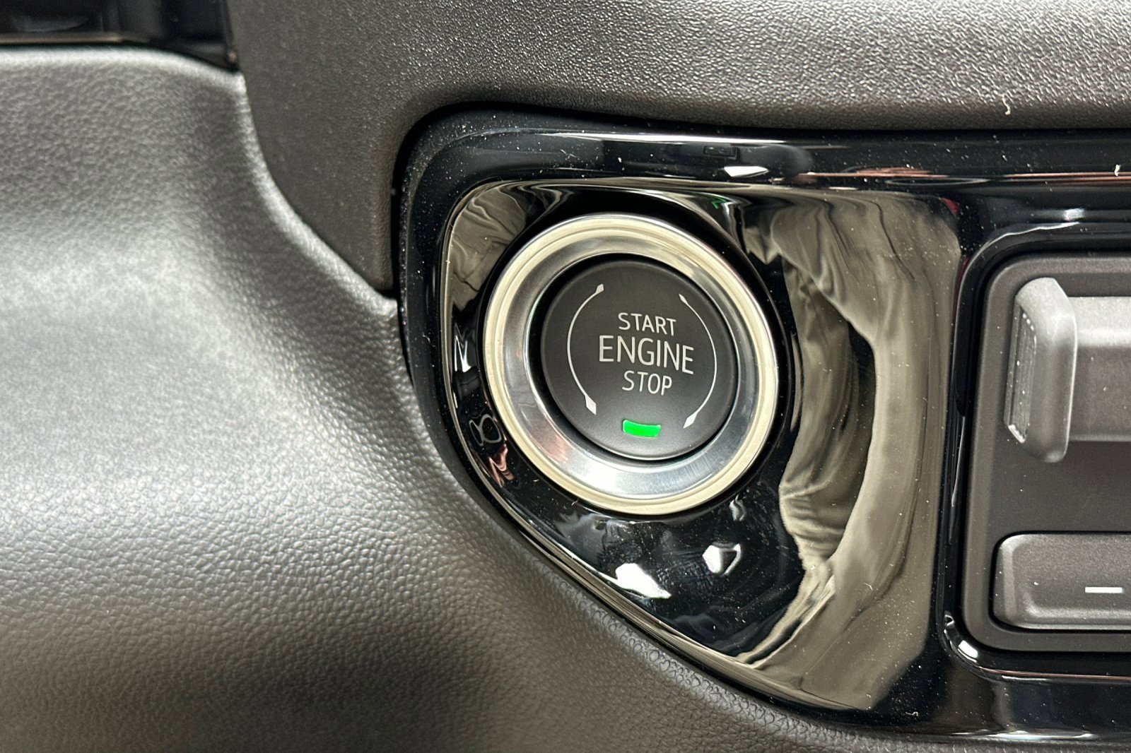 New 2026 GMC Sierra 1500 Elevation w/ Elevation Premium Package image 23