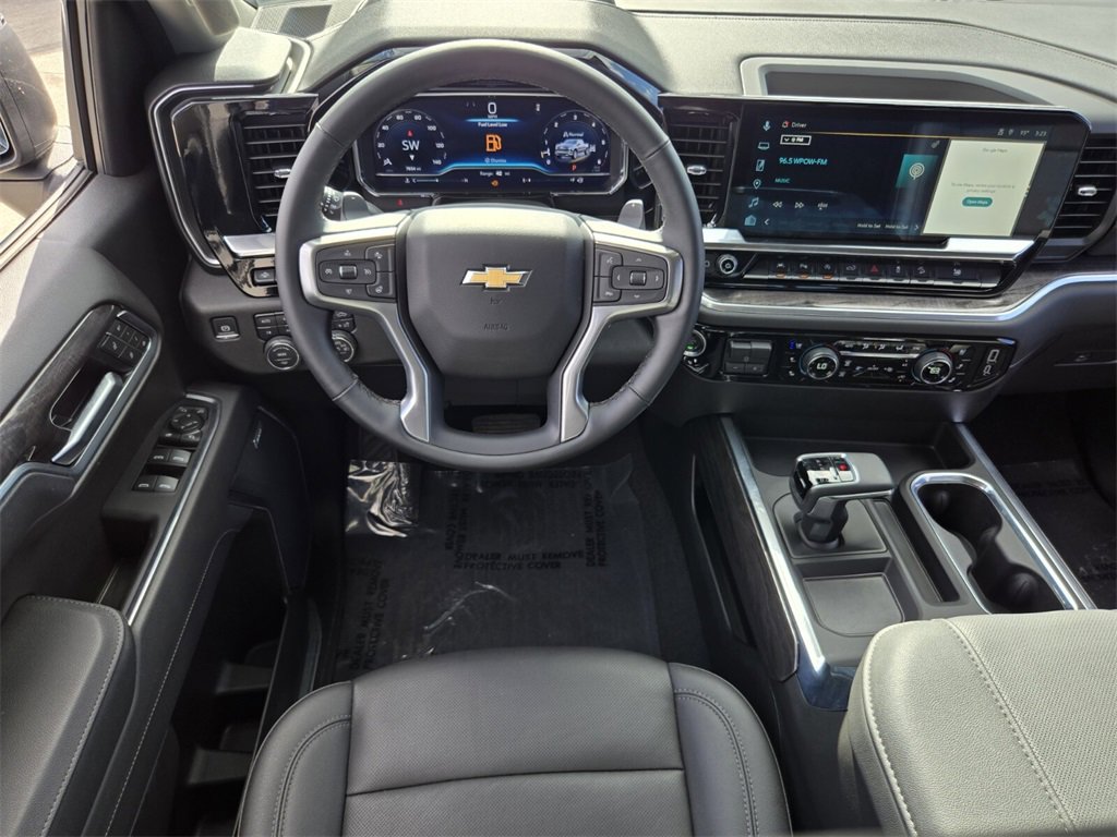 Used 2025 Chevrolet Silverado 1500 LTZ image 12