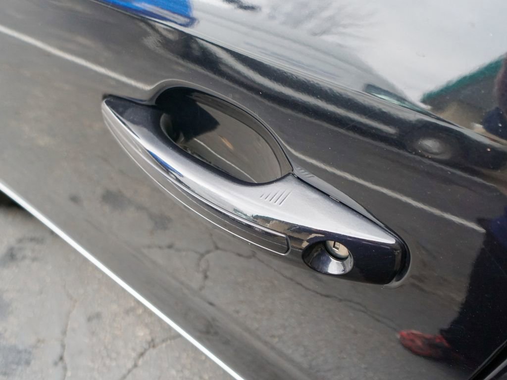 Used 2019 Lincoln MKC Premiere image 9