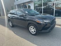 Used 2024 Toyota Corolla Cross L FWD image 19