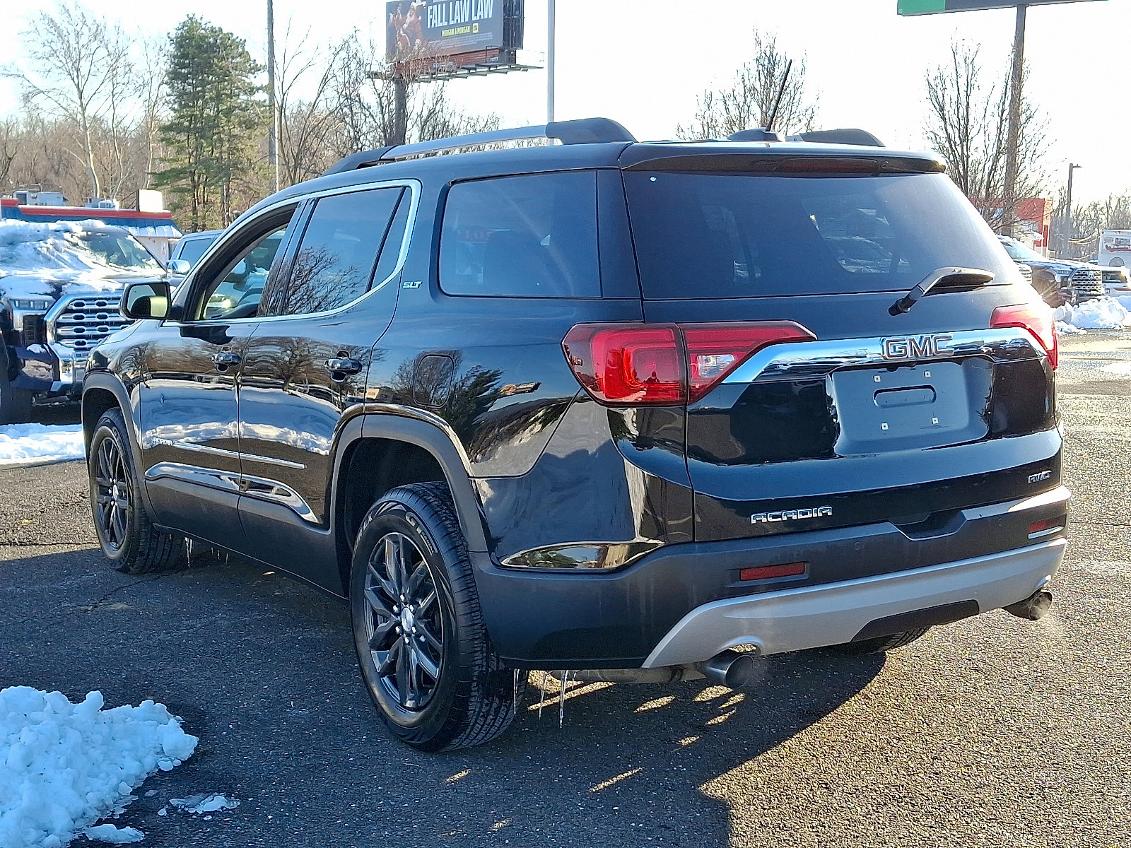 Used 2019 GMC Acadia SLT w/ LPO, Floor Liner Package image 4