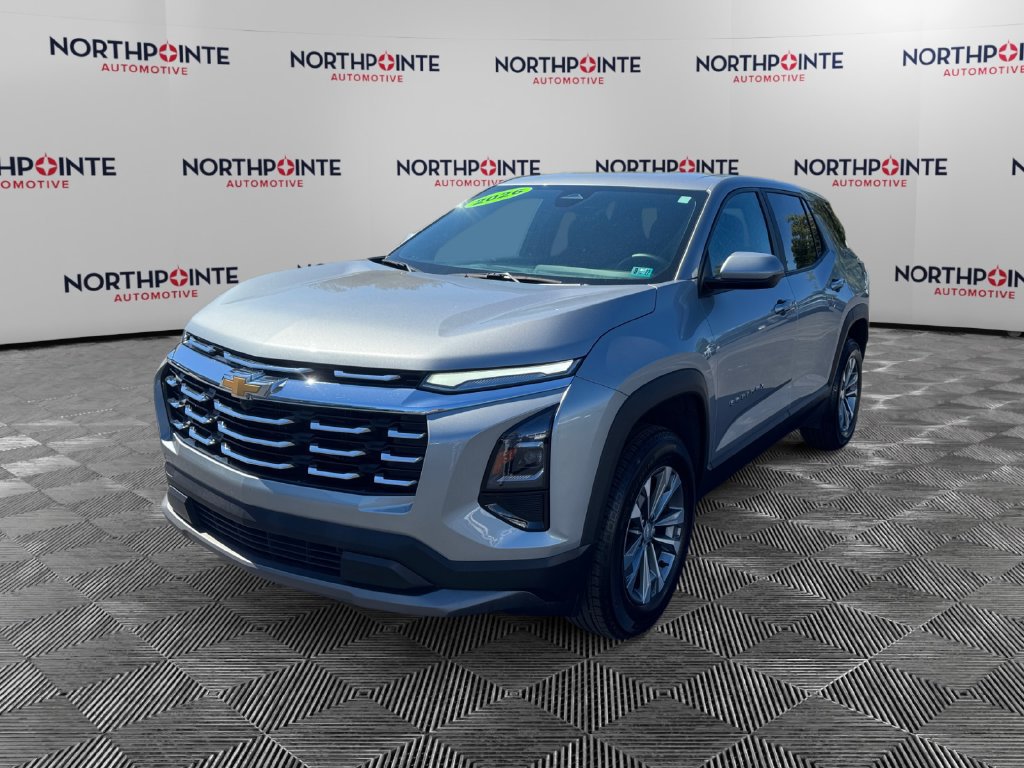 Used 2026 Chevrolet Equinox LT AWD/4WD image 2