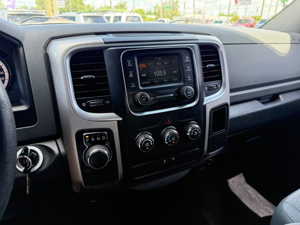 Used 2017 RAM 1500 Classic SLT image 29