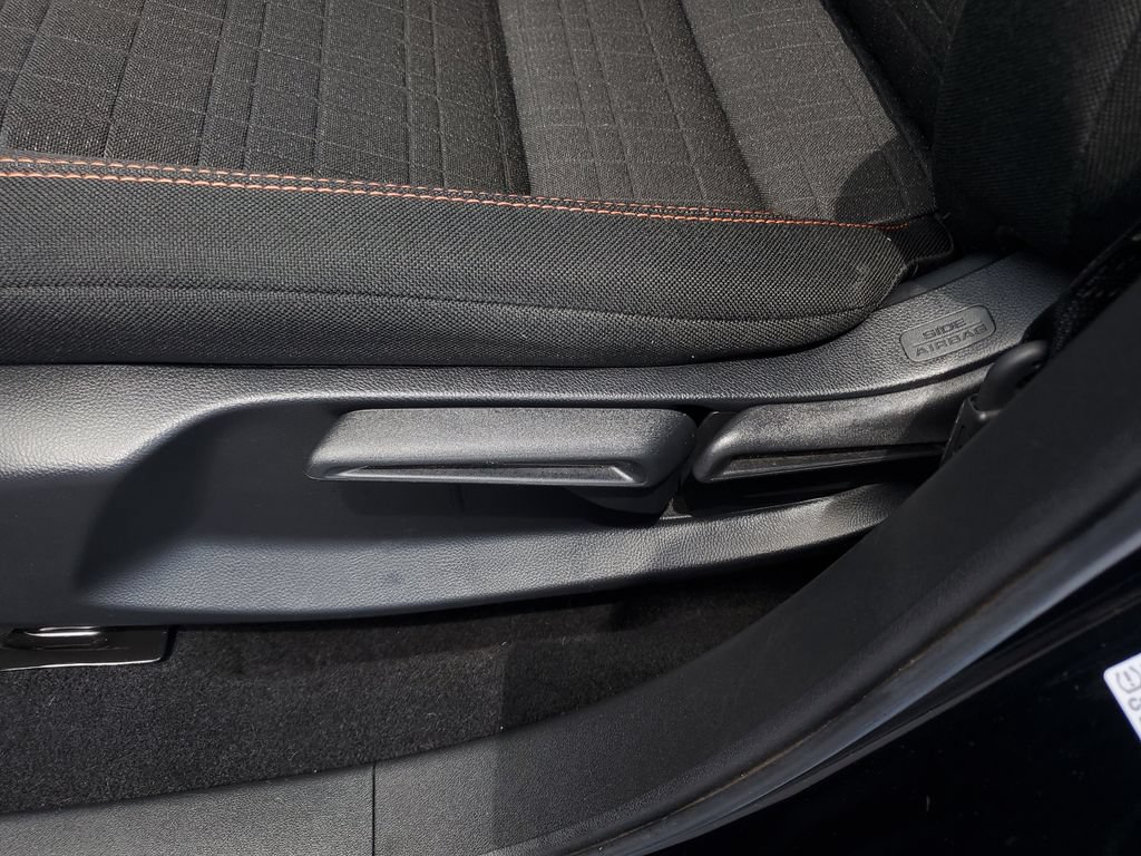 Used 2025 Honda HR-V Sport image 18