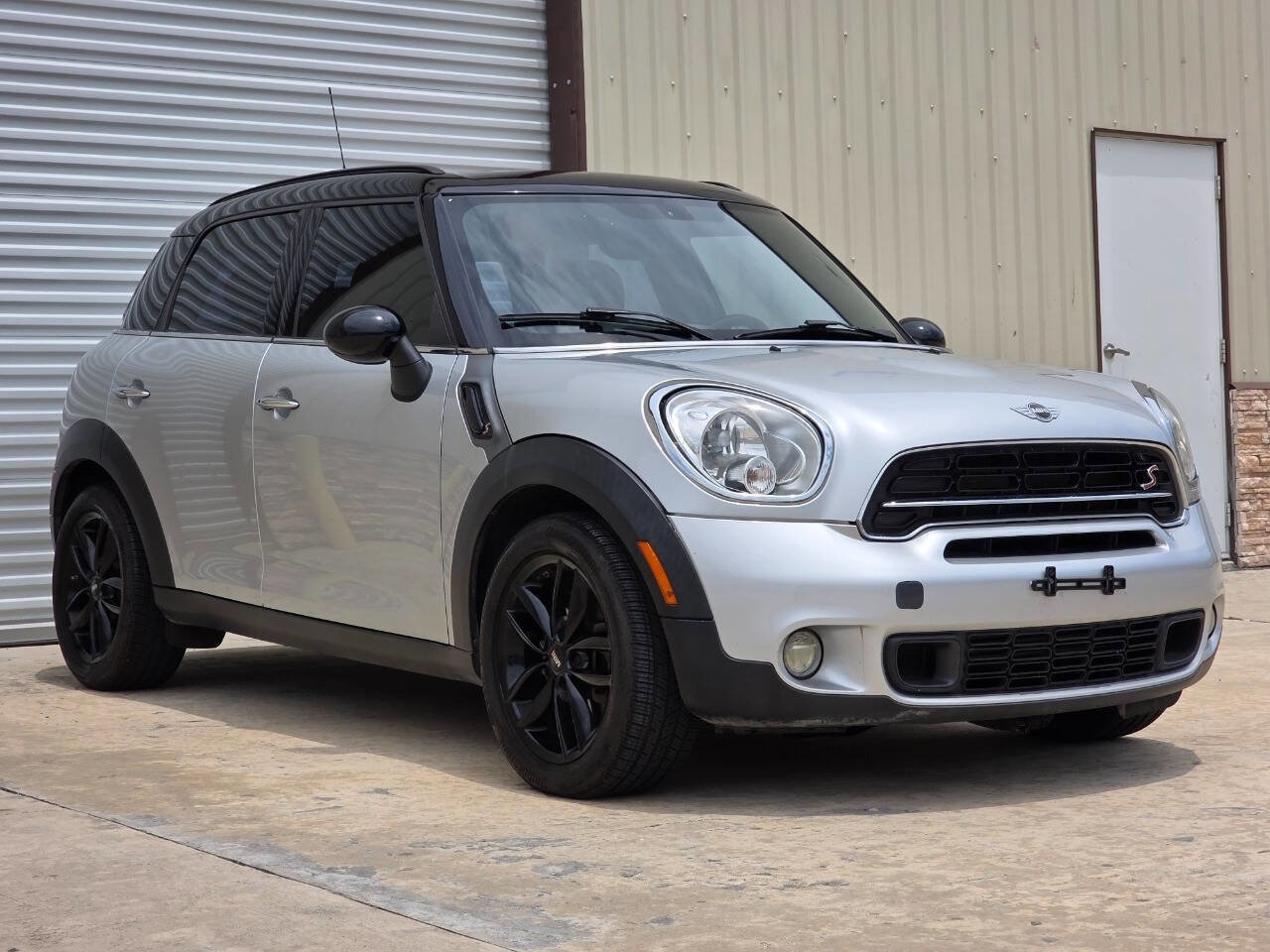 Used 2016 MINI Cooper Countryman S FWD image 6