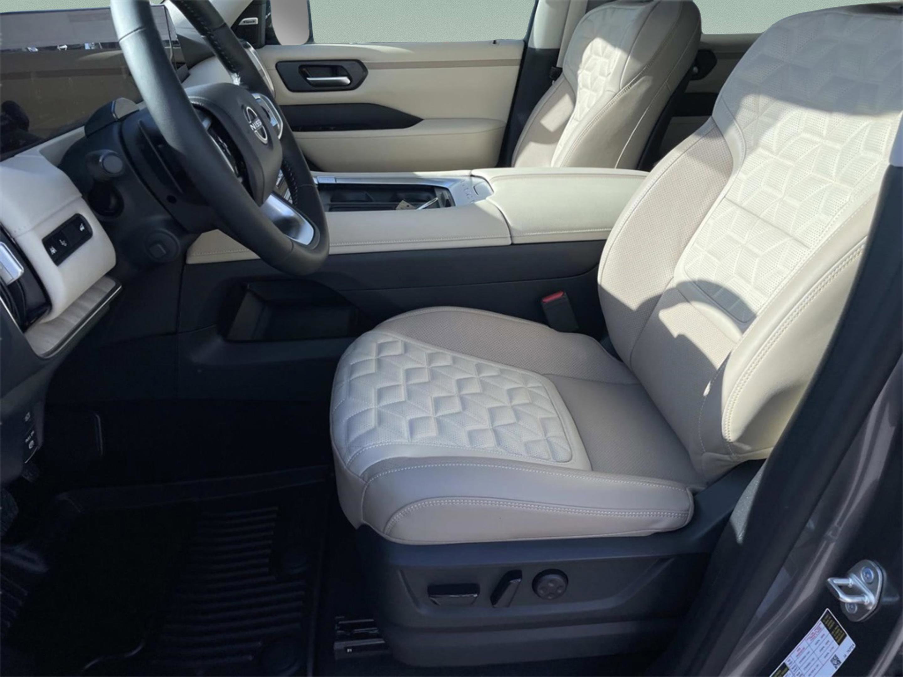 New 2026 Nissan Armada Platinum image 12