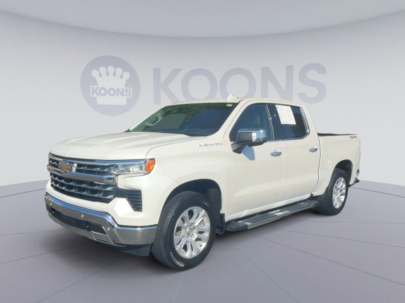 Used 2024 Chevrolet Silverado 1500 LTZ w/ Technology Package AWD/4WD image 11