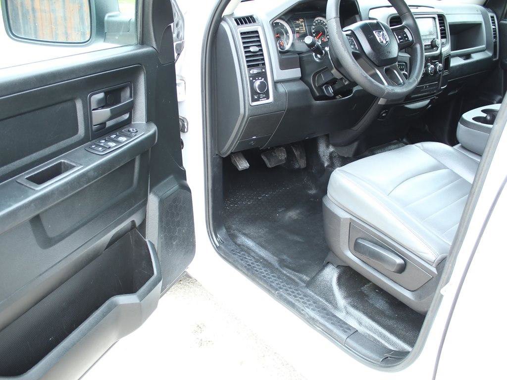 Used 2018 RAM 1500 Tradesman image 16