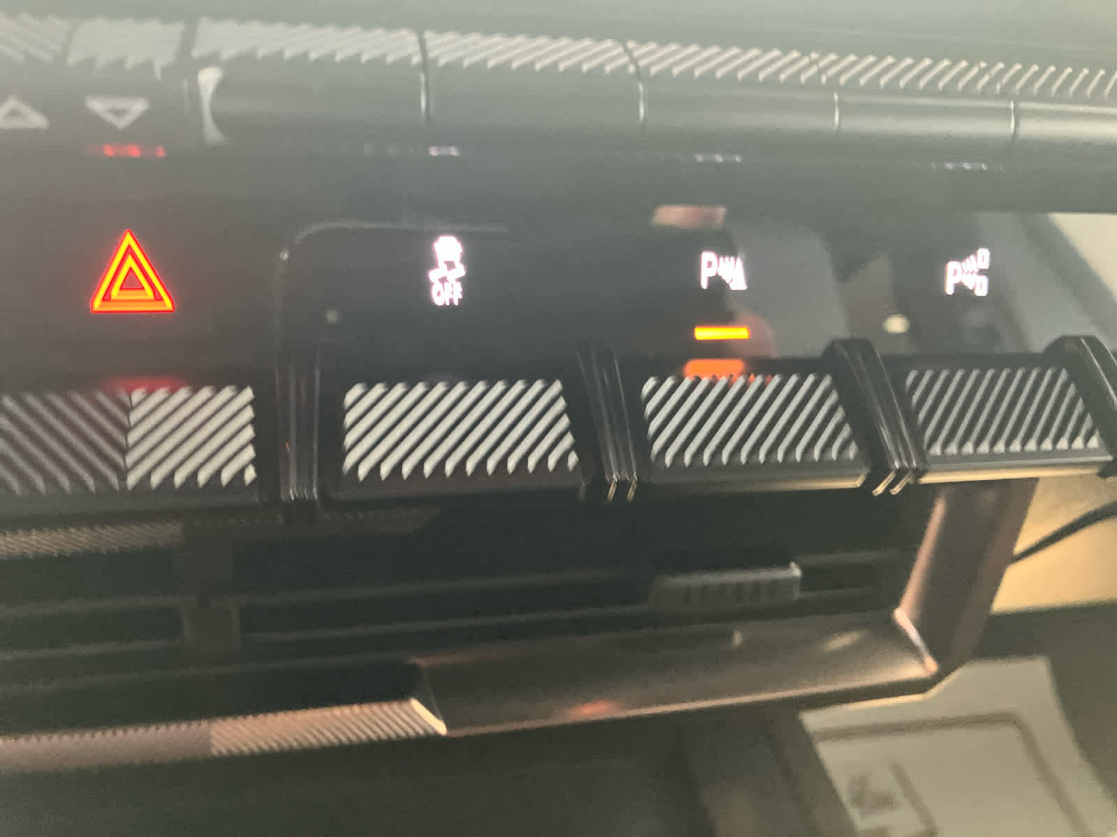 Used 2025 GMC Hummer EV 3X w/ Extreme Off-Road Package image 31